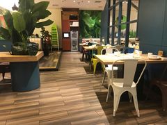 -小鱼小牛·鱼牛干锅·脆鱼火锅(世欧广场店)