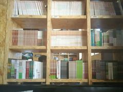-新华里咖啡书吧(新华书店小寨店)