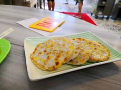香煎鲮鱼饼-芬芳甜品(同福路店)