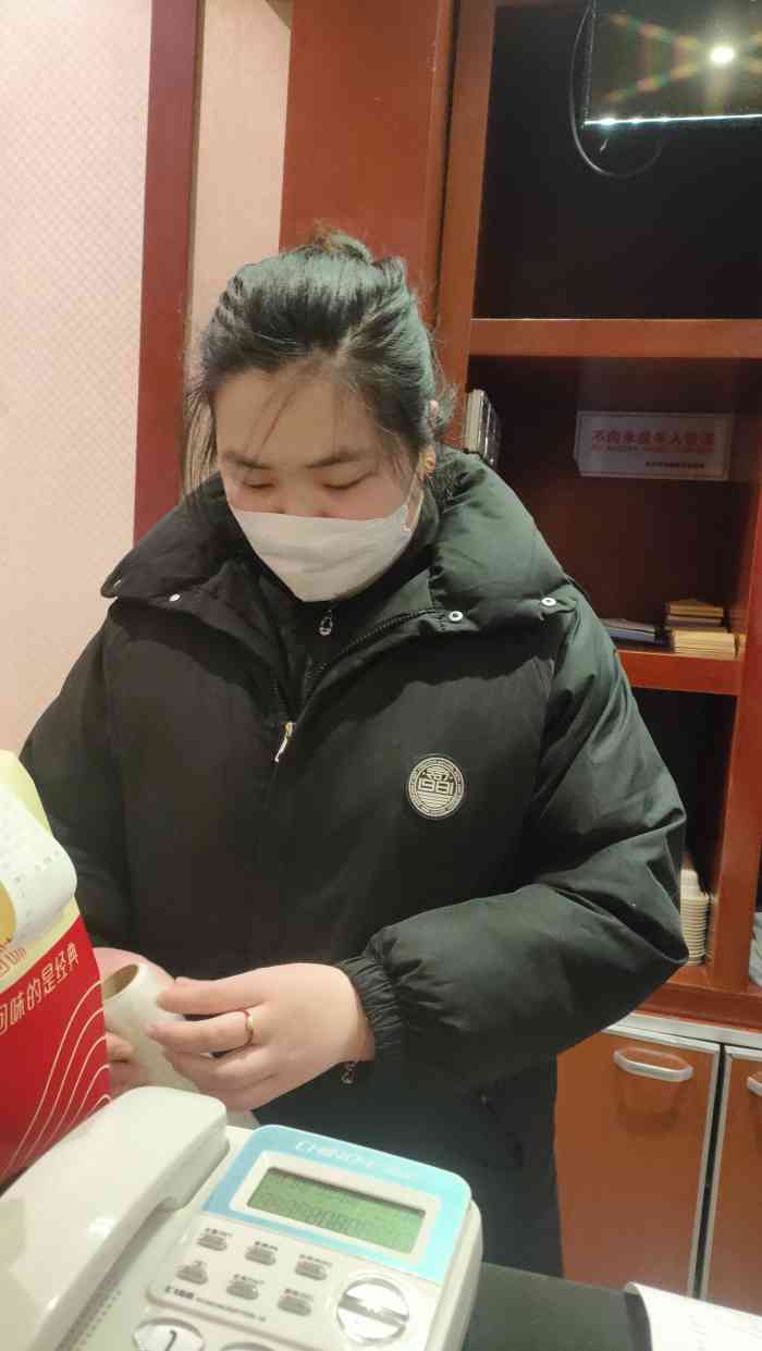 北京全聚德(玉泉路店)-"作为北京的招牌菜代表.北京烤鸭已没有往日.