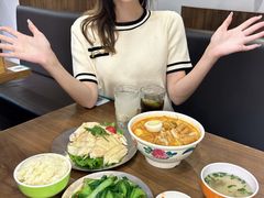 -绿柠食堂(北外滩店)