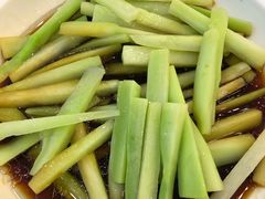 -侬佳蒸菜馆(听潮店)