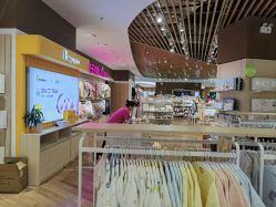 -孩子王(建邺金鹰世界店)