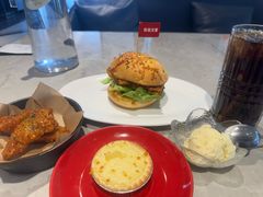-必胜客餐厅(昆百大泰业城店)