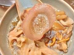 -菌自由丨野生菌火锅特色庭院餐厅(丽江古城店)