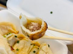 -黄阿姨锅贴大王(万航渡路店)