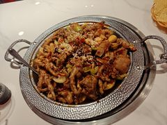 -何师傅美蛙鱼头(汉街店)