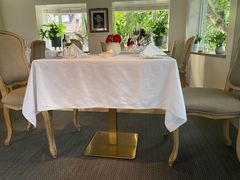 靠窗位-蝶舍·MAISON PAPILLON