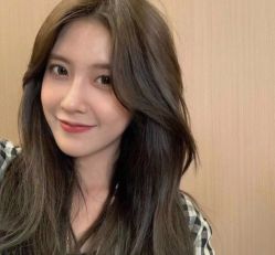 -变画·发型STUDIO