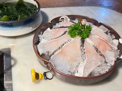 -尚尚仙·酸汤猪手·猪肚鸡火锅(华联万柳购物中心店)