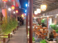 -三道苗苗鱼·美蛙黄辣丁(八里店)