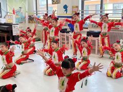 -艺采红鹰职业培训学校