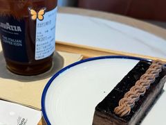 -LAVAZZA拉瓦萨咖啡(中航城君尚购物中心店)