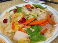 -鹤乡东北菜(崮山路店)