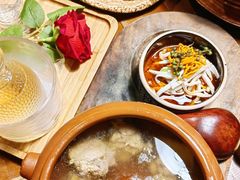 -雀舞云南菜(天津天河城购物中心店)
