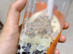 -CoCo都可(银泰店)
