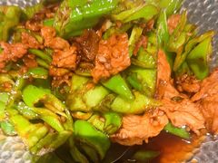 辣椒炒肉-绿茶餐厅(淮安吾悦广场店)