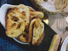 鸭肝酱配腌洋葱-LA MAISON公鸡和龙(蛇口店)