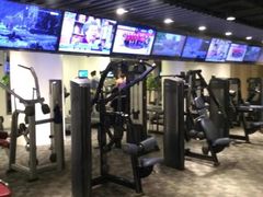 器械区-康斐斯健身