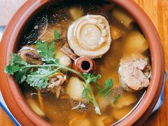-小厨子私房菜·云南美食店