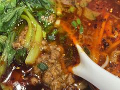 -魔都三兄弟酸辣粉·蘸卤炸串(虹桥万科店)