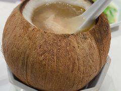 椰皇竹荪炖鸡-金戈戈香港豉油鸡(南山海岸城店)
