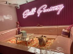 -范特西FANTASY量贩式KTV(民主广场店)