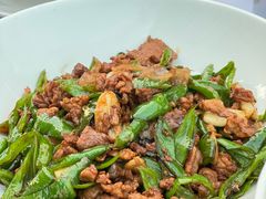 辣椒炒肉-院里寻菜·精致庭院菜(观沙岭店)