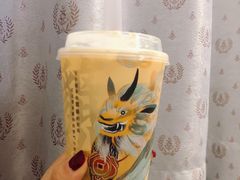 -奈雪的茶(湖滨银泰in77C区PRO店)