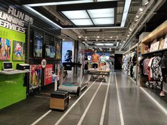 -李宁(大商新玛特店)