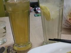 茉莉花茶，柠蜜-佰搭果·广式茶餐厅(西华路店)