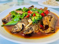 红烧杂鱼-天乐农家鱼头王(天目湖店)