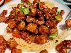 酥茄牛肉粒-肘子酥·天津菜·特色捞面(德云社店)