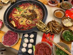 -黄潇洒老火锅(九眼桥宏济巷店)