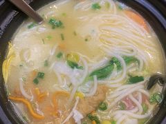 -云海肴·汽锅鸡·云南菜(天山百盛优客店)