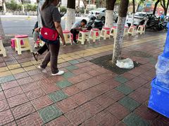 -啊墨江牛烂烀米线