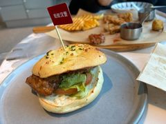 -必胜客(港城新天地店)