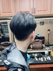 -纯剪男士理发馆·烫染专业店