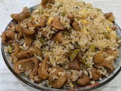 -老头爱马仕酸豇豆炒饭(丰富路店)