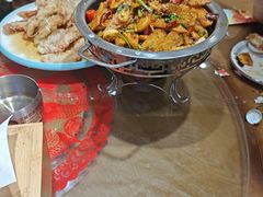 -快乐老家三鲜饺子东北菜(南六中路店)