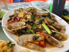 -红月湾海鲜饭店•沙滩海景(双月湾店)