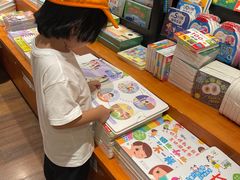 -西西弗书店&矢量咖啡(来福士广场店)