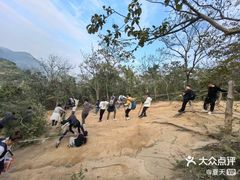 -灵岩山风景区