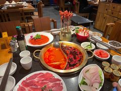 -潮火锅·麻辣牛肉火锅(观音桥方圆·LIVE店)