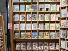 -猫的天空之城概念书店(苏州诚品店)