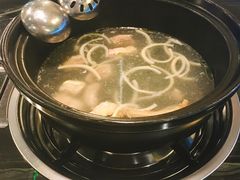 -东椰·海南椰子鸡火锅(朝阳门店)