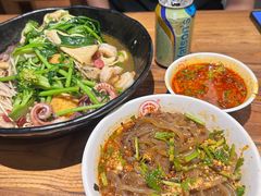 -万记麻辣烫国展总店