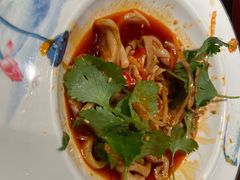 -川流不息·地道川菜·小龙虾(松东路店)