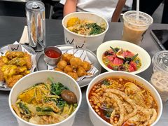 -W COLLECTIVE  DESSERT SHOP