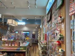 -猫的天空之城概念书店(束河店)